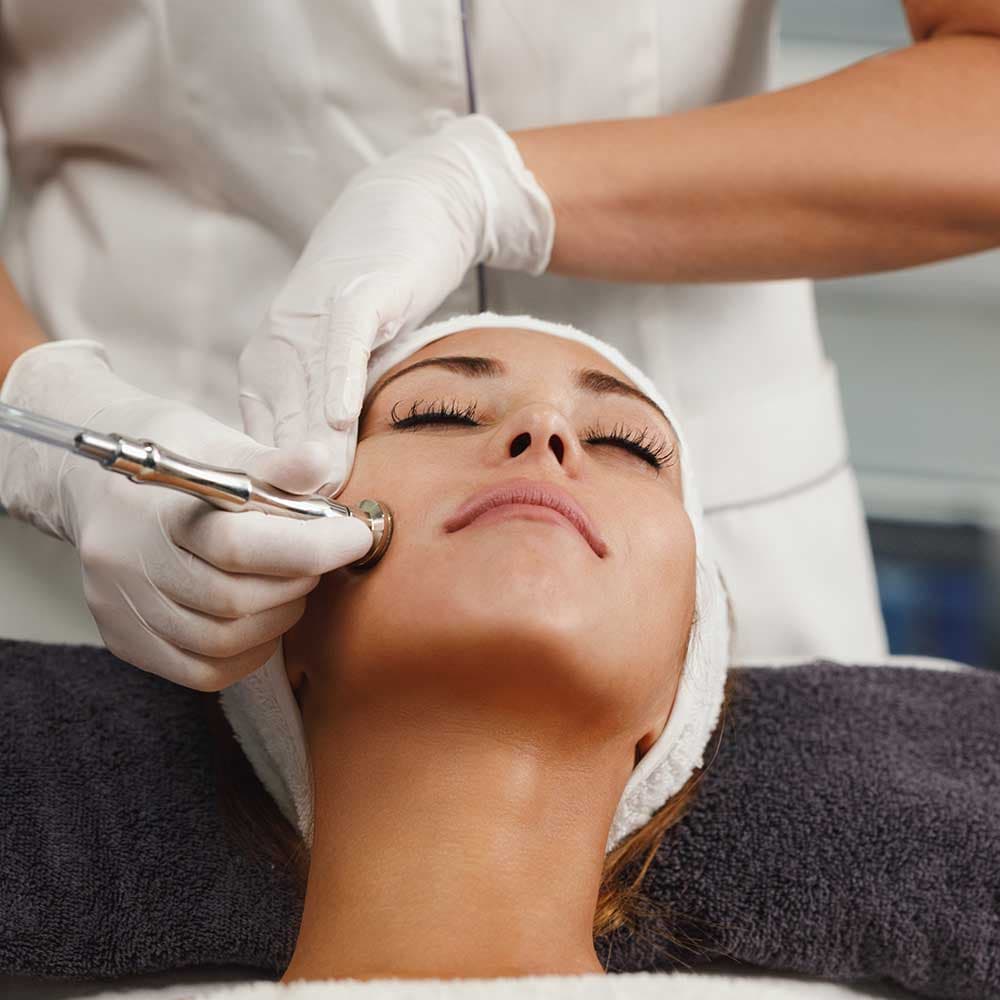 Microdermabrasion at Mike Lee Laser & Skin Clinic